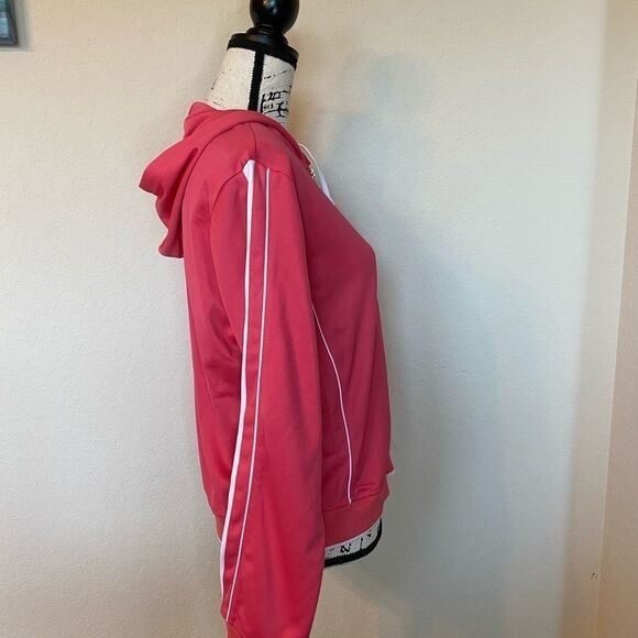 IZOD Movement Jacket - Picture 8 of 12